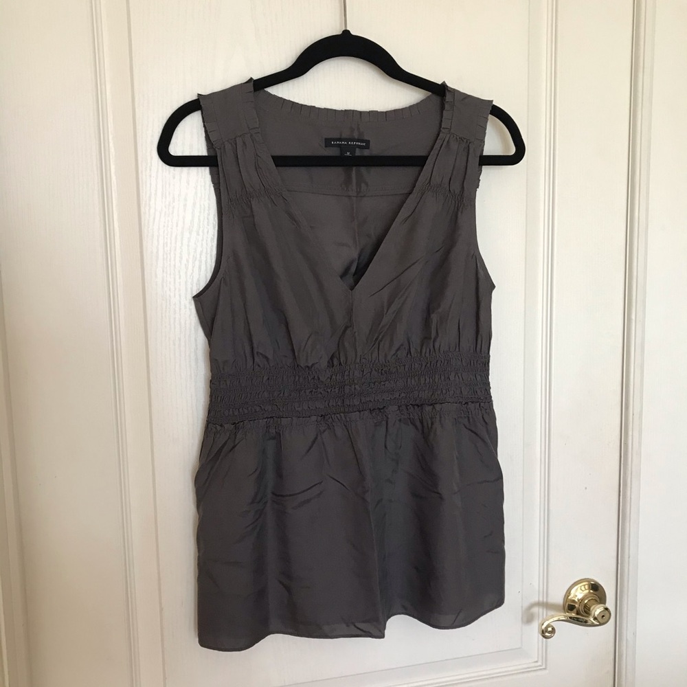 Banana Republic 100% silk grey blouse